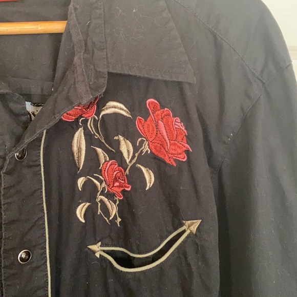 Red ranch in 2XL, looks next to new - Picture 3 of 8